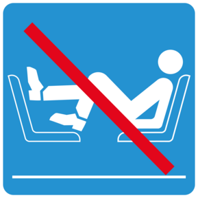 Hauregel - Keine Schuhe auf die Sitze